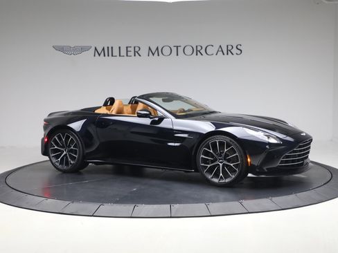 New 2026 Aston Martin V8 Vantage Roadster image 10