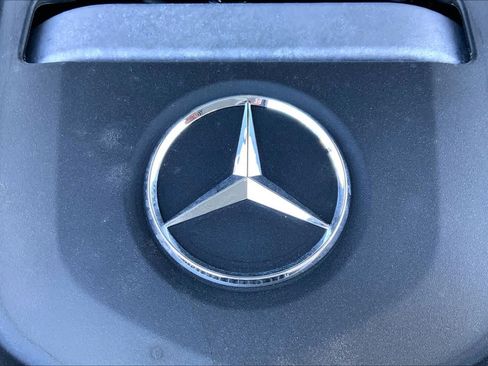 Certified 2018 Mercedes-Benz C 300 Sedan image 33
