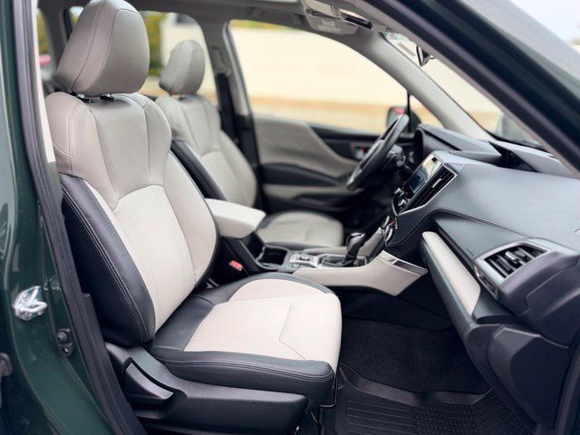 Used 2024 Subaru Forester Limited AWD/4WD image 25