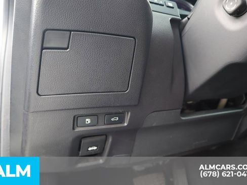 Used 2022 Lexus ES 300h w/ Premium Package image 15