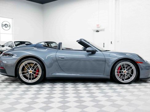 Used 2025 Porsche 911 Carrera S RWD image 6