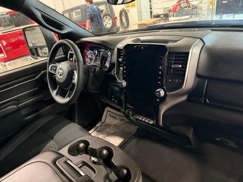 Used 2025 RAM 2500 Big Horn AWD/4WD image 13