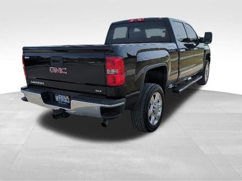 Used 2019 GMC Sierra 2500 SLT AWD/4WD image 3