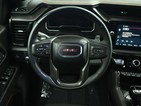 Used 2023 GMC Sierra 1500 AT4 w/ AT4 Preferred Package AWD/4WD image 34