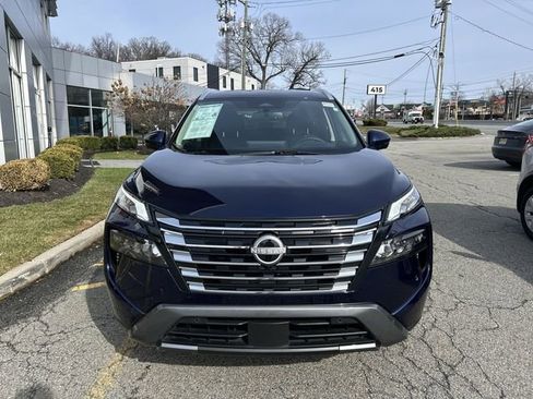 Certified 2025 Nissan Rogue SL AWD/4WD image 3