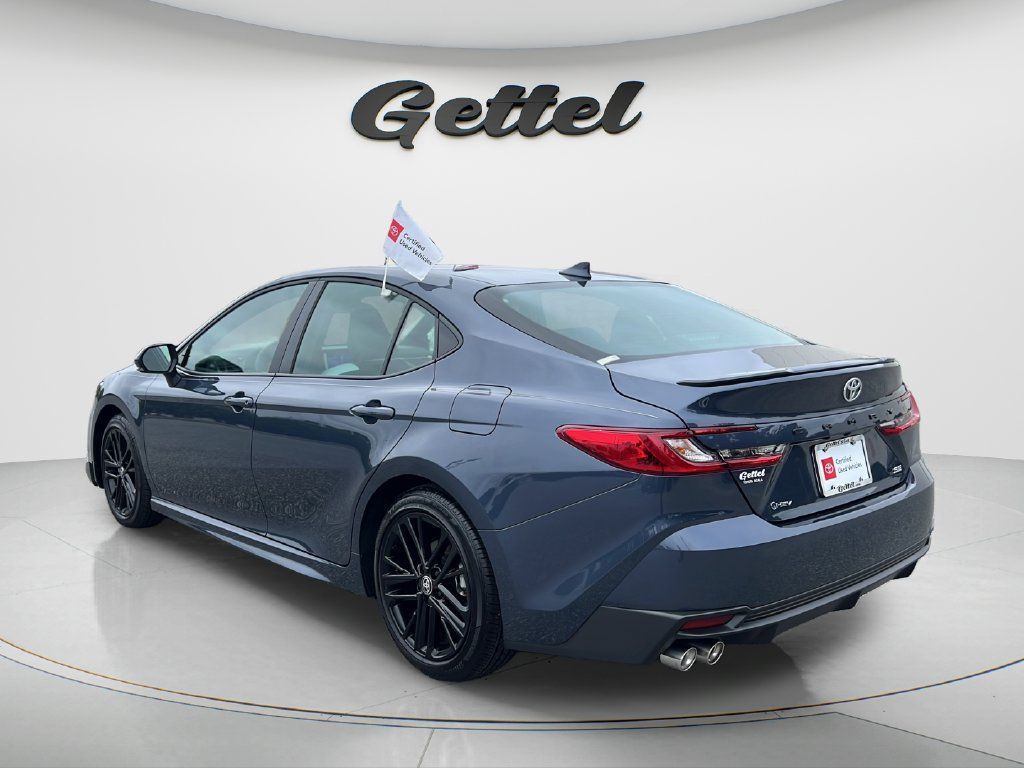 Used 2026 Toyota Camry SE FWD image 7