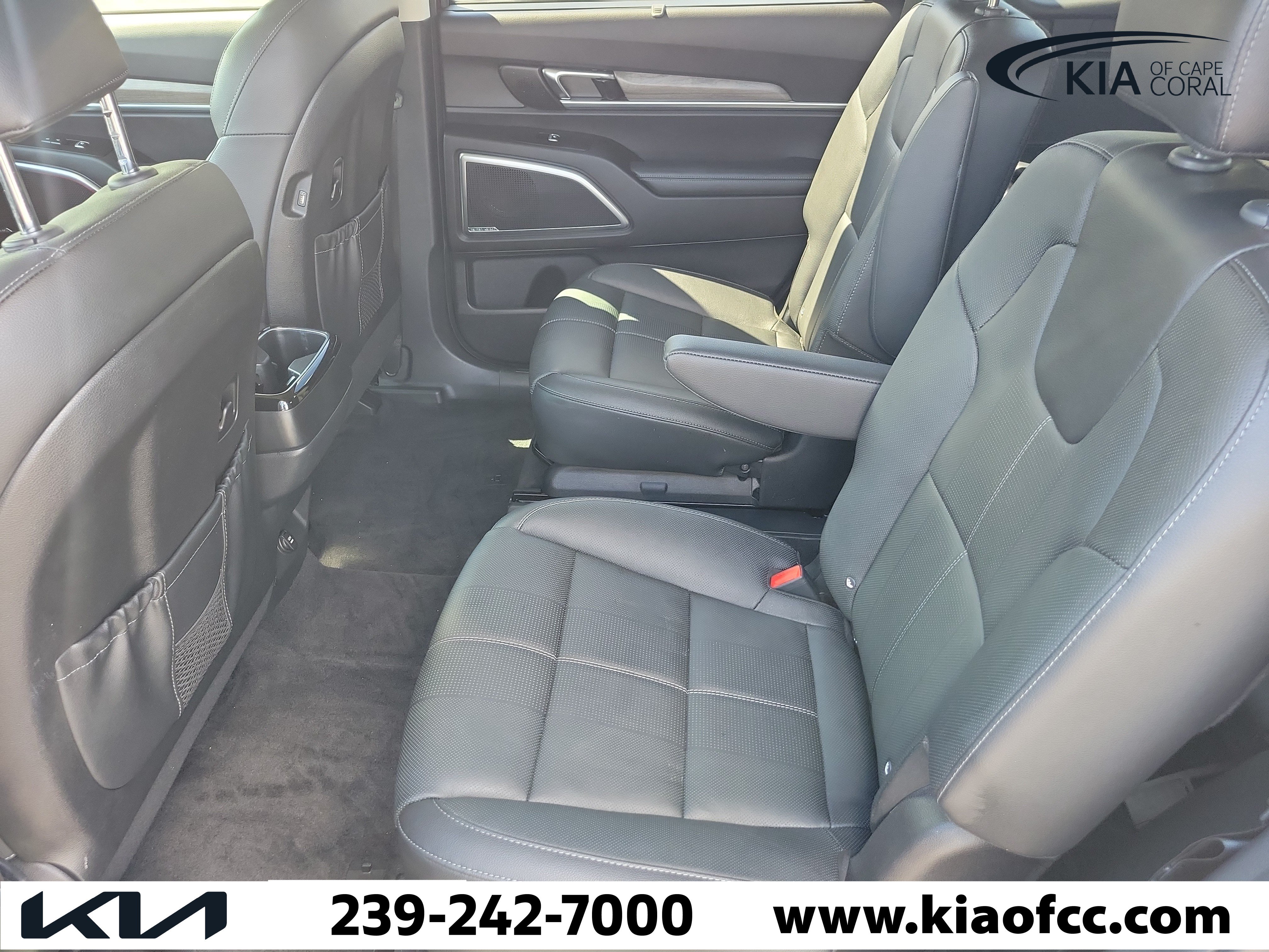 Used 2021 Kia Telluride SX w/ Towing Package FWD image 13