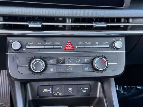 Certified 2025 Hyundai Tucson SE FWD image 15
