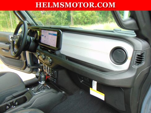 New 2026 Jeep Wrangler Sport AWD/4WD image 39