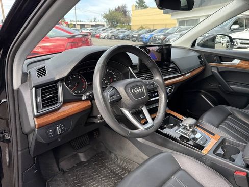 Used 2023 Audi Q5 2.0T Premium w/ Convenience Package AWD/4WD image 33