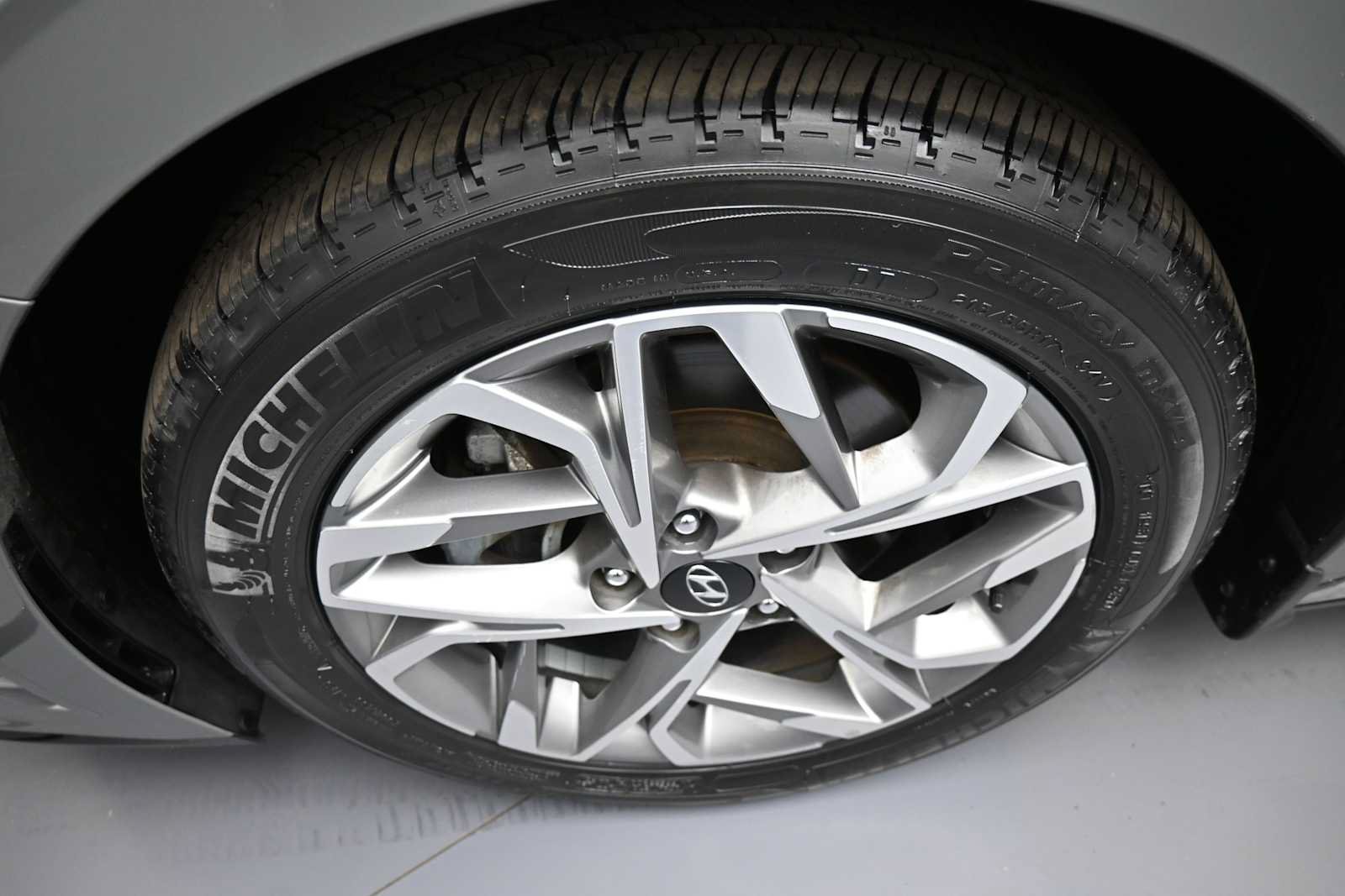 Used 2021 Hyundai Sonata SEL w/ Winter Weather Package FWD image 12