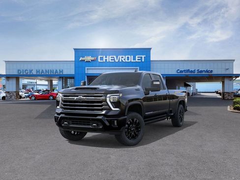 New 2026 Chevrolet Silverado 3500 High Country w/ Midnight Edition AWD/4WD image 9