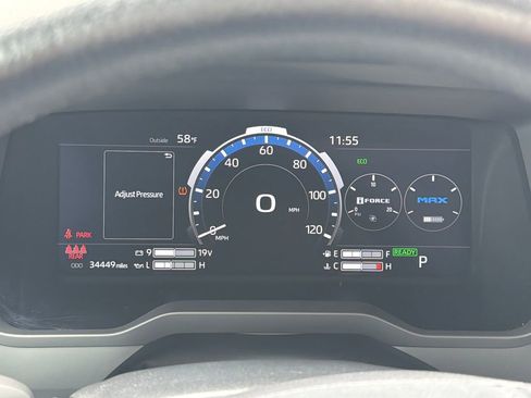 Used 2024 Toyota Tundra Limited AWD/4WD image 18