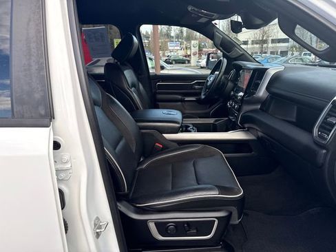 Used 2024 RAM 1500 Laramie image 9