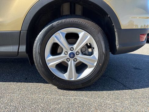 Used 2014 Ford Escape SE w/ Equipment Group 201A FWD image 6