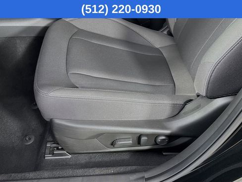 Certified 2025 Subaru Crosstrek 2.0i Premium image 23