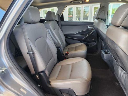 Used 2017 Hyundai Santa Fe Limited AWD/4WD image 18