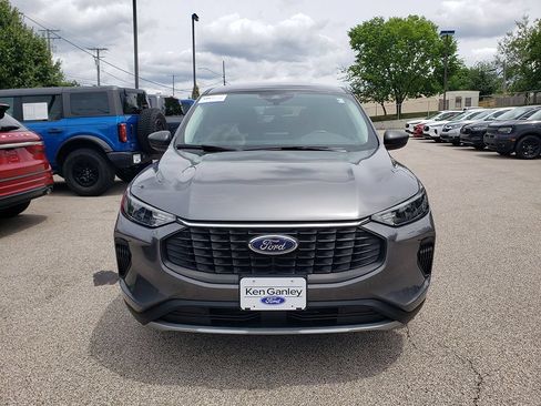 Used 2023 Ford Escape Active AWD/4WD image 2