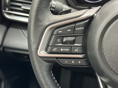 Used 2025 Subaru Outback Limited image 32