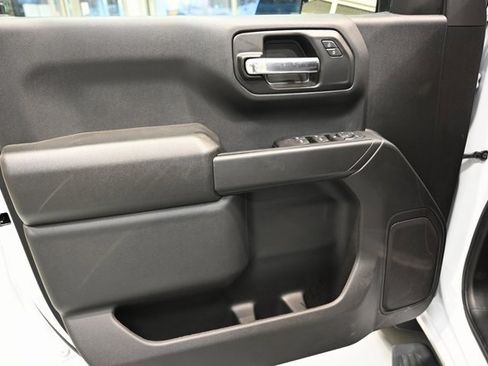 New 2026 Chevrolet Silverado 1500 Custom Trail Boss w/ LPO, Dark Essentials Package image 23