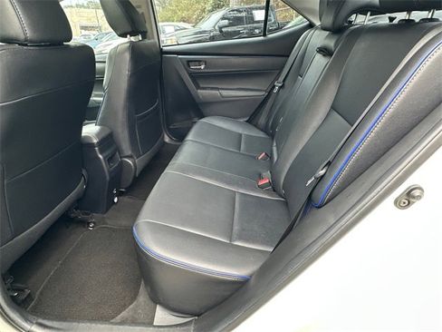 Used 2018 Toyota Corolla XSE image 20