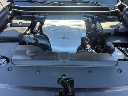 Used 2022 Lexus GX 460 Premium image 32