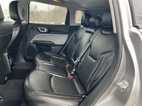 Used 2022 Jeep Compass Latitude w/ Sun and Sound Group image 17