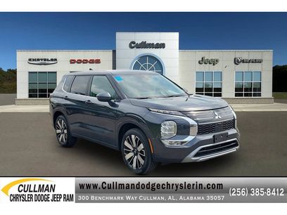 Used 2025 Mitsubishi Outlander SE
