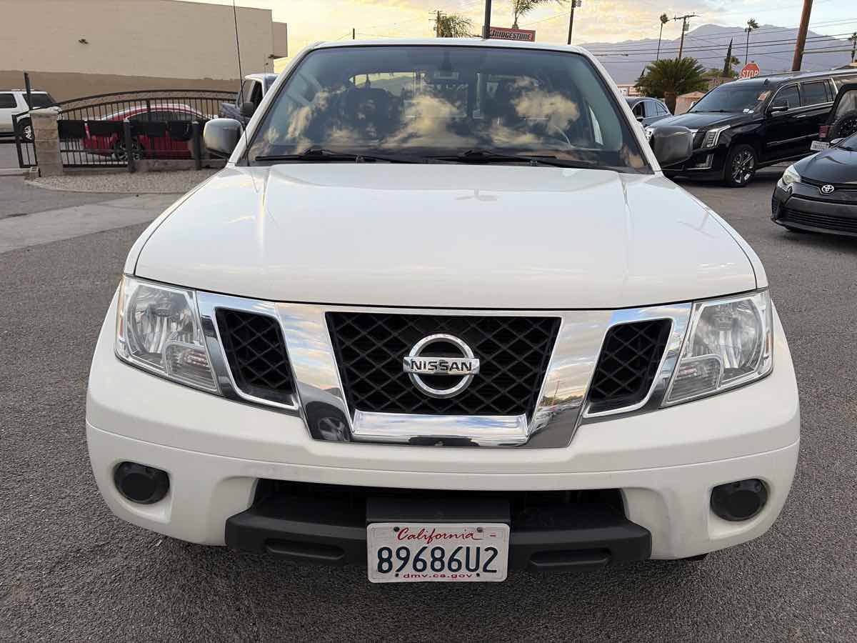 Used 2019 Nissan Frontier SV RWD image 5