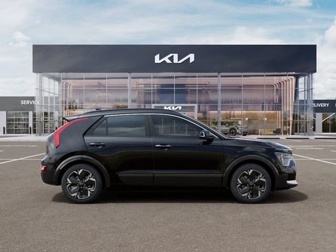 New 2026 Kia Niro Wave w/ Wave Preserve Package FWD image 9