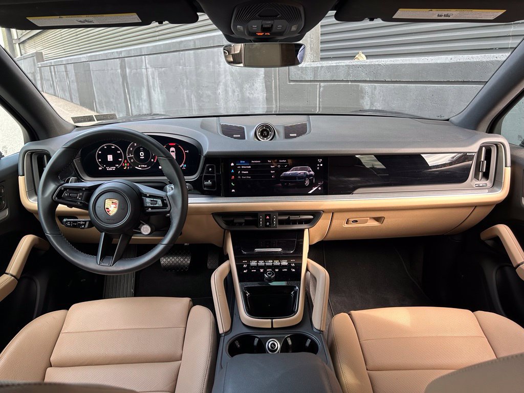 Certified 2026 Porsche Cayenne AWD/4WD image 22