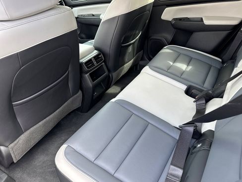 Certified 2024 Honda Prologue Touring image 27