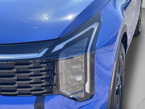 New 2026 Kia Sportage EX image 10