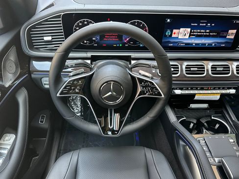 New 2026 Mercedes-Benz GLS 450 4MATIC image 13