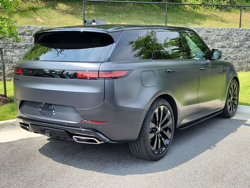 Used 2024 Land Rover Range Rover Sport Dynamic SE AWD/4WD image 2