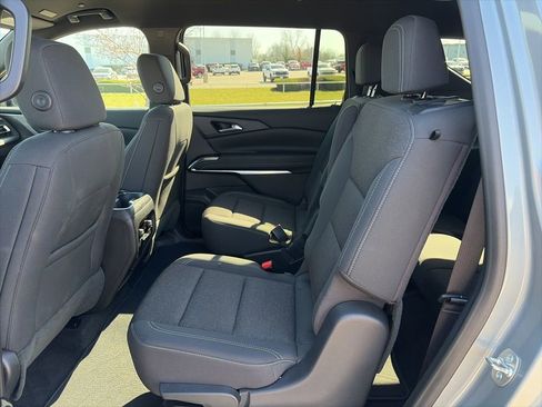 Certified 2024 Chevrolet Traverse LT image 44