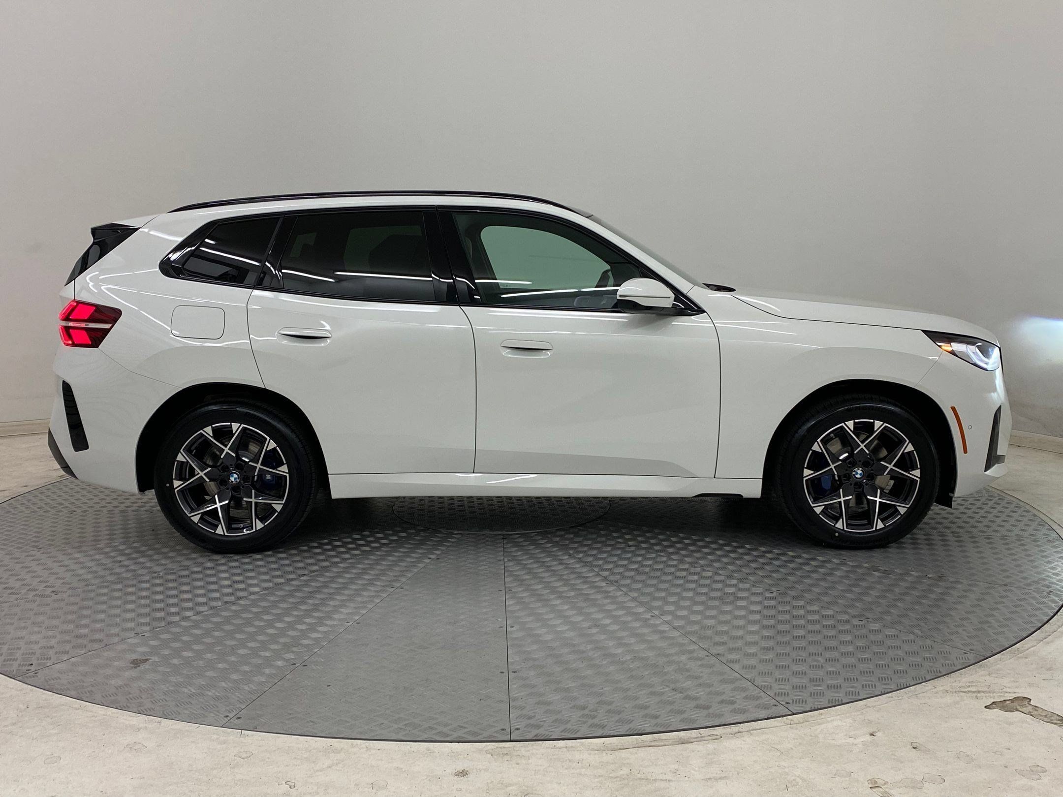 Used 2026 BMW X3 xDrive30i AWD/4WD image 7