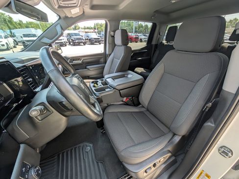 Used 2022 Chevrolet Silverado 1500 LT image 14