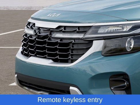 New 2026 Kia Seltos EX image 13