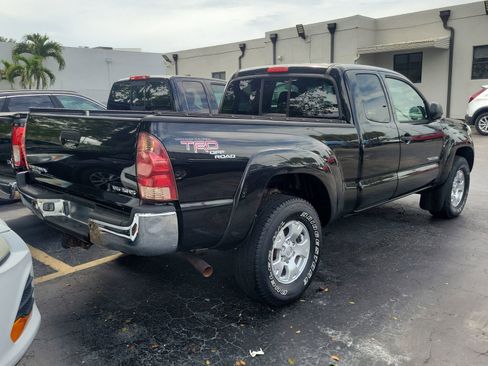 Used 2005 Toyota Tacoma 4x4 Access Cab image 4