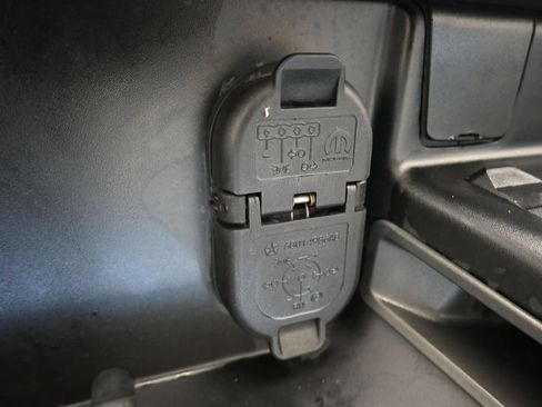 Used 2022 RAM 1500 Limited AWD/4WD image 47