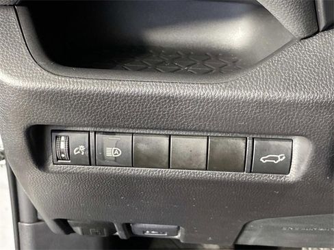 Used 2022 Toyota RAV4 XLE w/ Convenience Package image 15