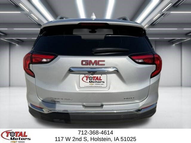 Used 2020 GMC Terrain SLT w/ Preferred Package AWD/4WD image 5