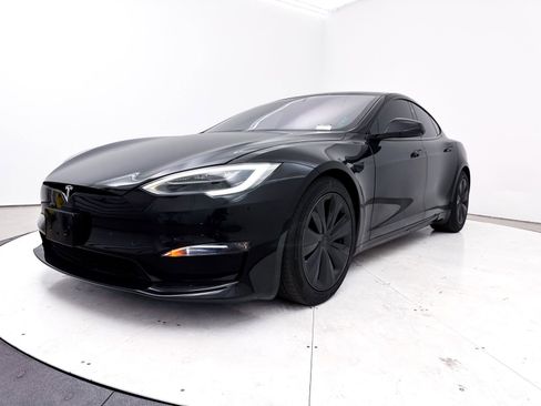 Used 2022 Tesla Model S image 11