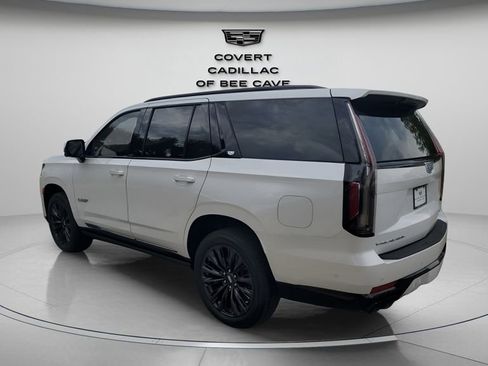 Certified 2024 Cadillac Escalade V w/ LPO, ONYX Package image 7