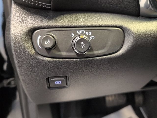 New 2026 Chevrolet Blazer LT AWD/4WD image 18
