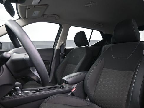 Used 2023 Nissan Kicks SV FWD image 11