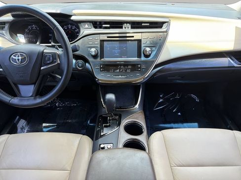 Used 2016 Toyota Avalon XLE FWD image 14