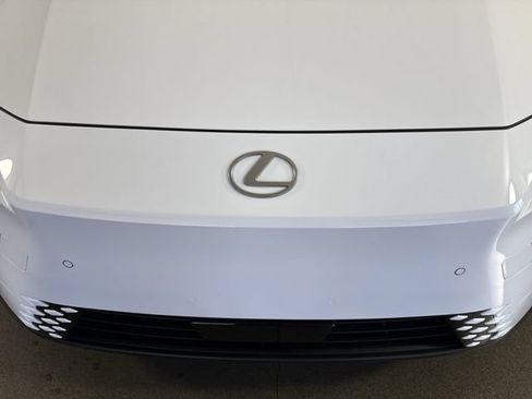 Certified 2026 Lexus ES 500e w/ Convenience Package AWD/4WD image 27