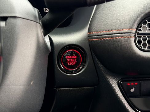 Used 2023 Honda HR-V Sport image 27